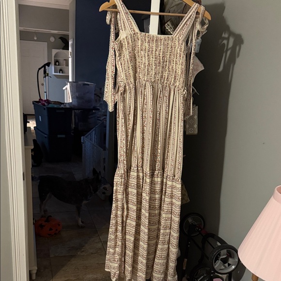 Floral Striped Maxi Dress - Picture 4 of 6